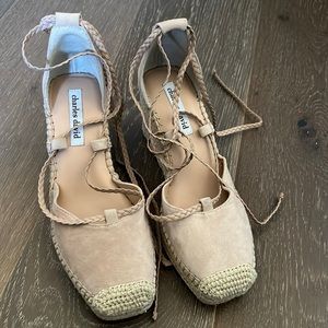 Charles David Gracie Sandal